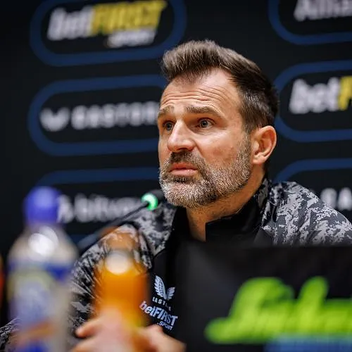 « Je me suis présenté à 9h mais la porte était fermée » : Leko revient sur son départ de Gand pour Bruges