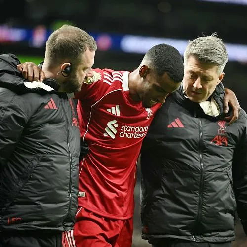 Fracture de la jambe pour Alexander Isak, qui sera absent plusieurs mois : catastrophe pour Liverpool !