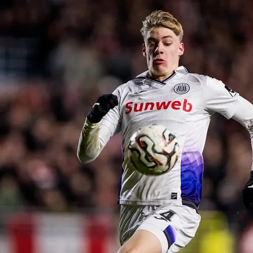 Anderlecht voudrait pas moins de 35 millions pour Nathan de Cat