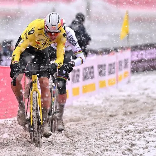 Fracture de la cheville et opération : la saison de cyclocross de Wout van Aert est terminée