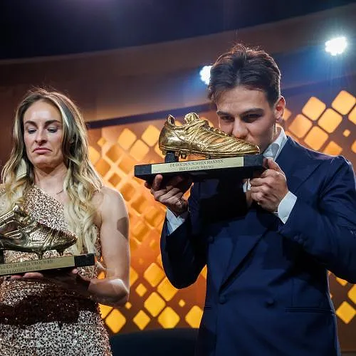 « J’ai vécu une aventure incroyable en Belgique » : Ardon Jashari aux anges après le Soulier d’Or