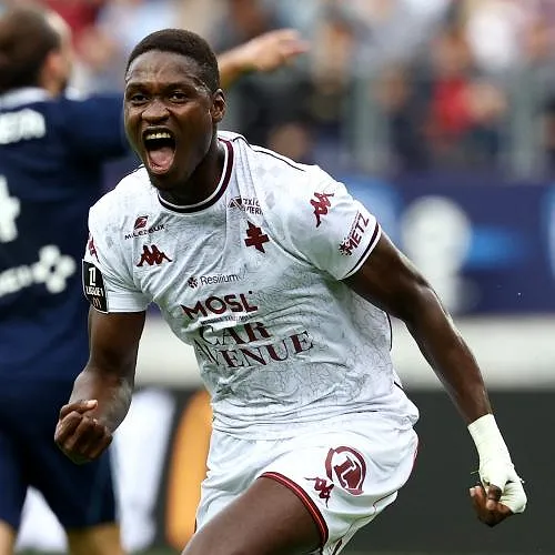 Le Club de Bruges a déjà ciblé le remplaçant de Joel Ordóñez