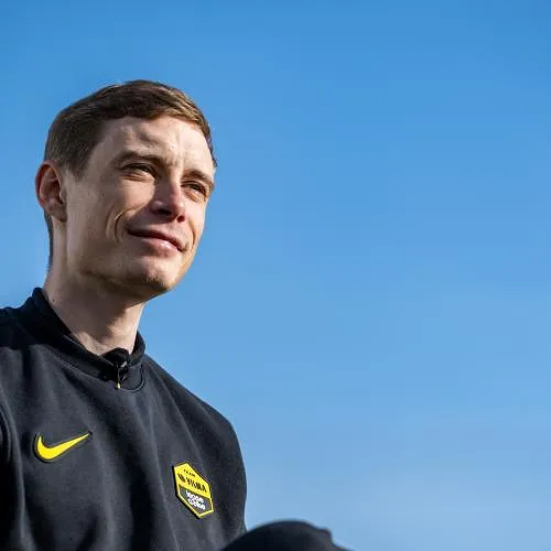 Contretemps dans la préparation de Vingegaard : victime d’une chute et malade, il renonce à l’UAE Tour