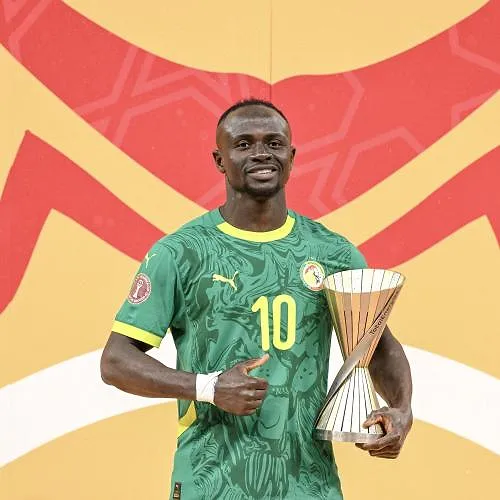 Le capitaine sénégalais Sadio Mané élu meilleur joueur de la CAN