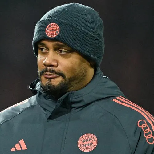 « L’Union adore ce rôle d’outsider » : Vincent Kompany tresse des couronnes aux Bruxellois