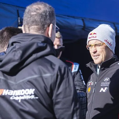 Rallye de Monte-Carlo : Oliver Solberg remporte le premier rallye de la saison, Thierry Neuville 5e