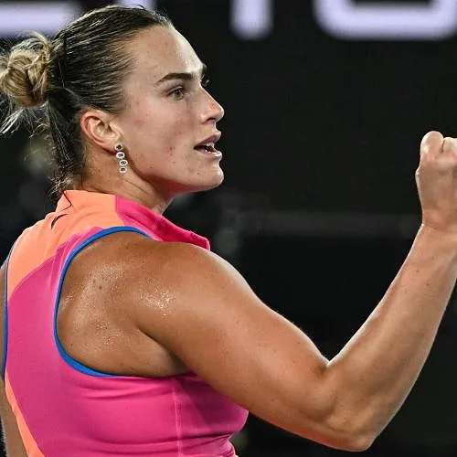 Open d’Australie : sans forcer, Aryna Sabalenka se qualifie pour sa 4e finale en battant sèchement Elina Svitolina
