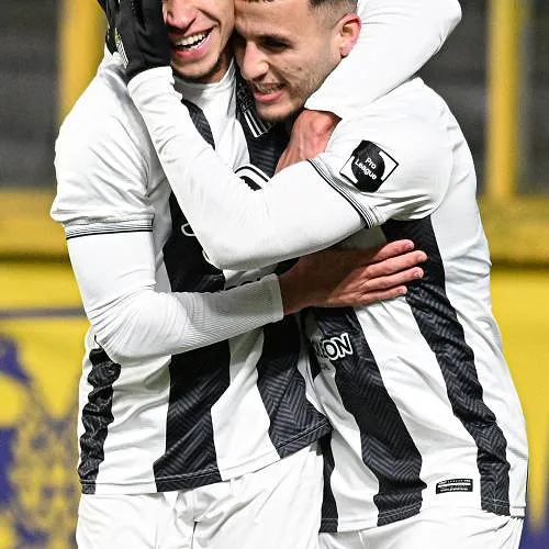 « On a montré une mentalité de guerriers » : La réaction des joueurs après la victoire de Charleroi à Saint-Trond