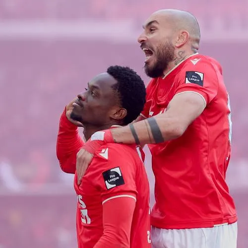 Le Standard se réveille face à Anderlecht et remporte le Clasico (2-0) !