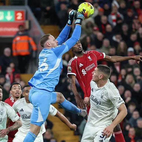 Matz Sels a de la concurrence : Stefan Ortega vient de signer à Nottingham Forest !