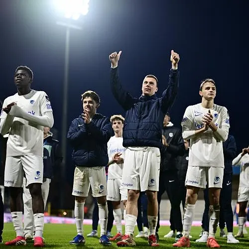 Le KRC Genk refuse une offre importante de Wolfsburg pour son jeune Diable Rouge