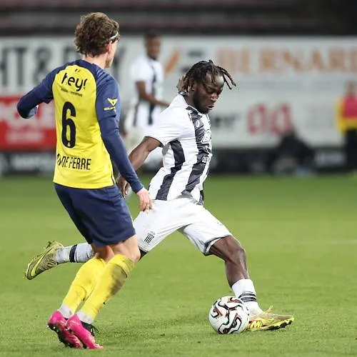 Coupe de Belgique : Charleroi et l’Union Saint-Gilloise se neutralisent, tout reste à jouer au retour