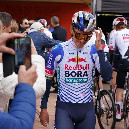 Coup dur pour Remco Evenepoel : suite à des grosses rafales de vent, l’impact de la course contre-la-montre est annulé !