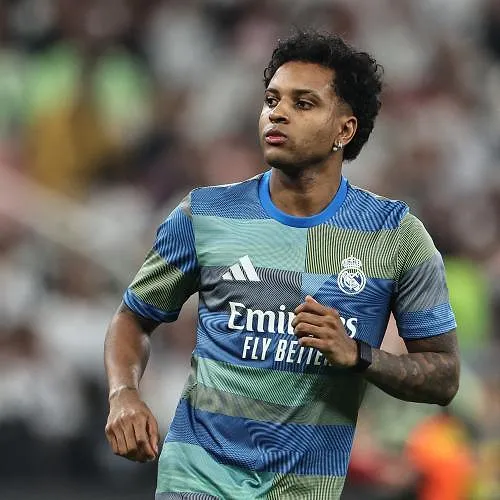 Grosse perte pour le Real : Rodrygo est suspendu pour les deux matchs contre Benfica