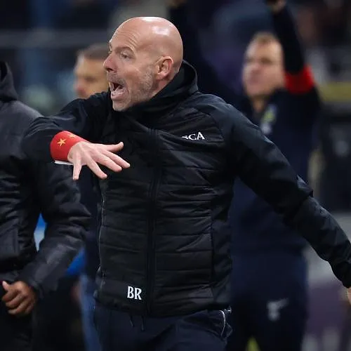 Brian Riemer était en tribune face à l’Antwerp, mais pas pour un retour