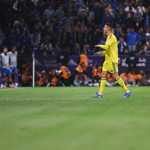 « Aucun individu ne prend de décisions en dehors de son propre club » : la Saudi Pro League recadre Ronaldo