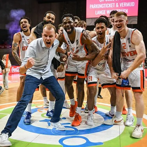 Les Leuven Bears en finale de la Coupe de Belgique : la réaction du coach Kristof Michiels en vidéo !