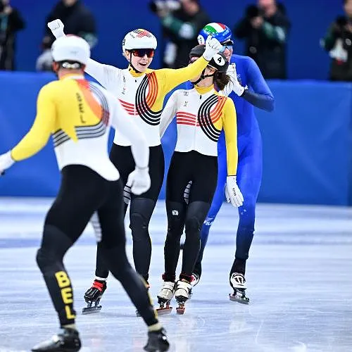 Première médaille pour la Belgique aux JO 2026 : le relais mixte en shorttrack décroche le bronze !