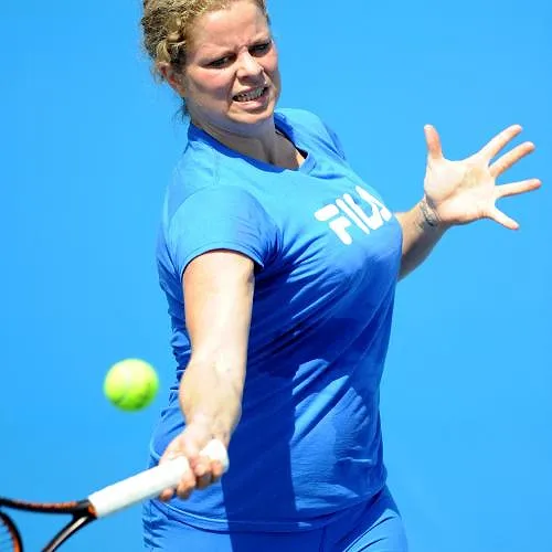 Kim Cllijsters capitaine de la Belgique à la United Cup ? « J’ai reçu un message de Zizou Bergs… »