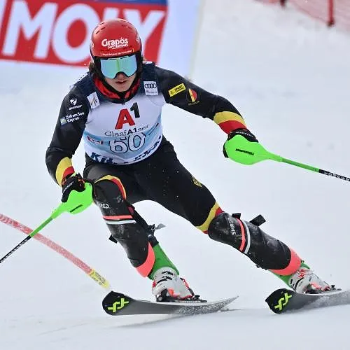 JO 2026 : Coup dur pour Sam Maes qui chute et abandonne dans la première manche du slalom géant