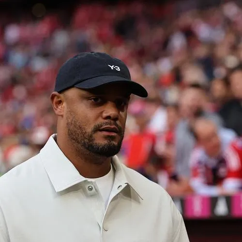 Victoire facile pour Vincent Kompany et le Bayern Munich contre le Werder Brême ! (vidéo)