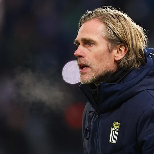 « Ça m’inquiète, c’est vrai » : la réaction d’Hans Cornelis après la nouvelle défaite de Charleroi !