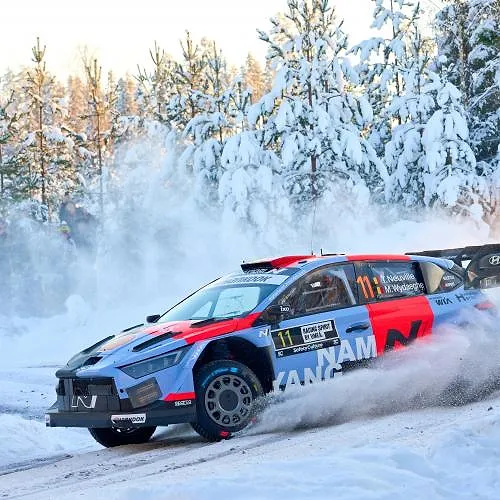 « La frustration est très grande » : Thierry Neuville a vécu un Rallye compliqué en Suède