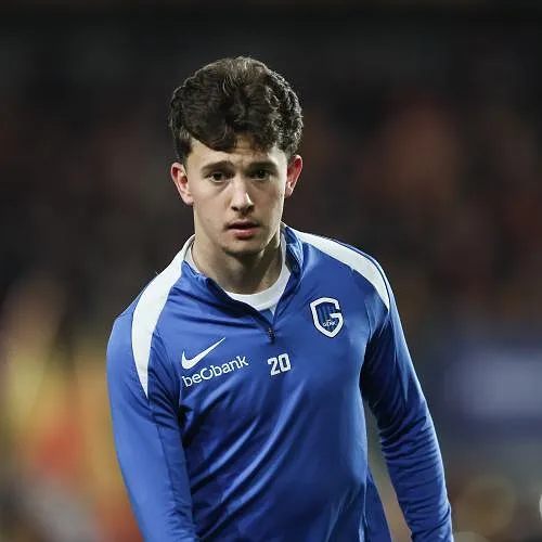 « Il faut être réaliste » : Genk s’attend clairement à un départ définitif de Karetsas cet été