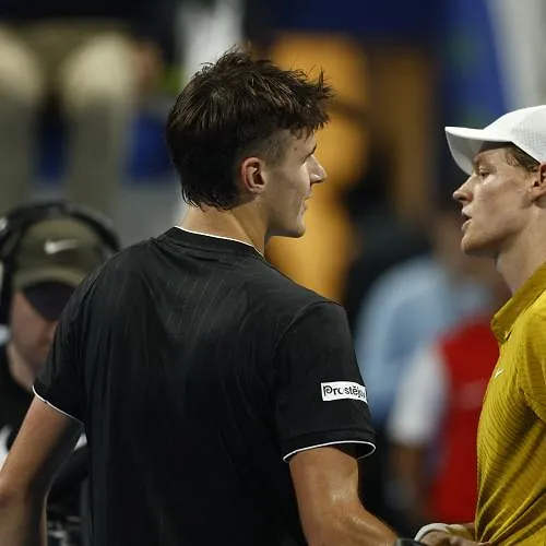 « Tout est OK » : Jannik Sinner ne panique pas après une nouvelle désillusion