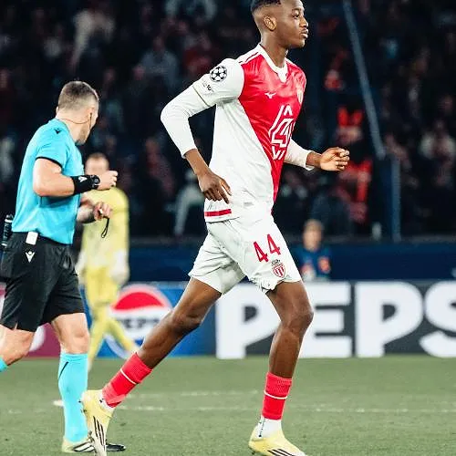 Qui est Samuel Nibombé, le jeune belge de 18 ans qui a fait ses débuts en Ligue des champions avec Monaco ?