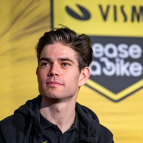 « Mieux vaut maintenant que dans quelques semaines » : on relativise l’absence de Van Aert chez Visma