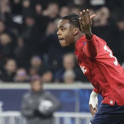 Nathan Ngoy propulse Lille en huitième de finale de l’Europa League ! (vidéo)