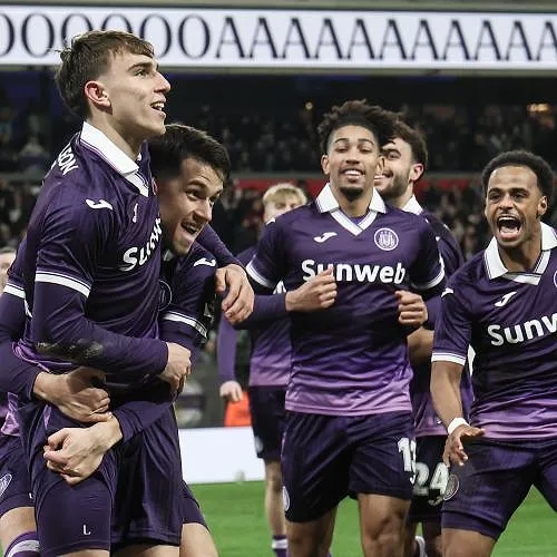 Anderlecht dispose tranquillement de Louvain (5-1) et valide (presque) son ticket pour les Play-off