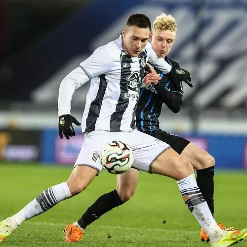 « Je suis optimiste pour les Zèbres » : Marc Delire préface Charleroi – Bruges avec deux fans dans « Top Prono »