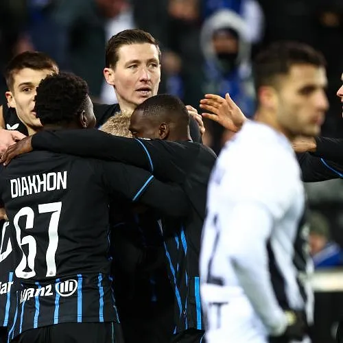 Dans les dernières secondes, Bruges renverse Charleroi (1-2) qui peut dire adieu aux Play-off