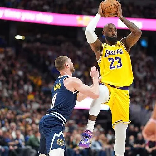 Nouveau record battu pour LeBron James à 41 ans !