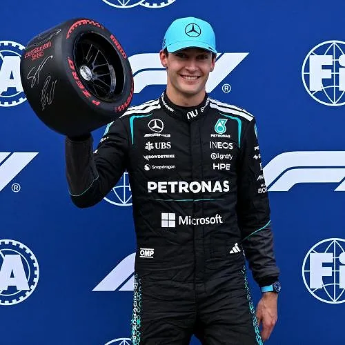 F1 Australie : la pole pour Russell, les autres écuries à 8 dixièmes, Verstappen dans le mur en Q1