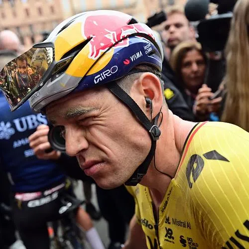 « Il me manque tout simplement, un petit pourcent » : Wout Van Aert, satisfait de sa 10ème place aux Strade Bianche