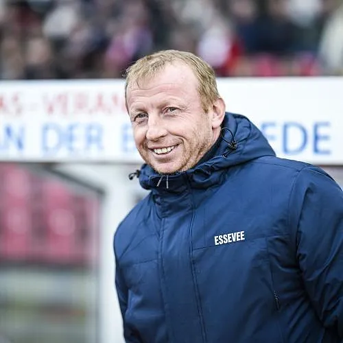Après la défaite face au Standard, Zulte Waregem se sépare de Sven Vandenbroeck