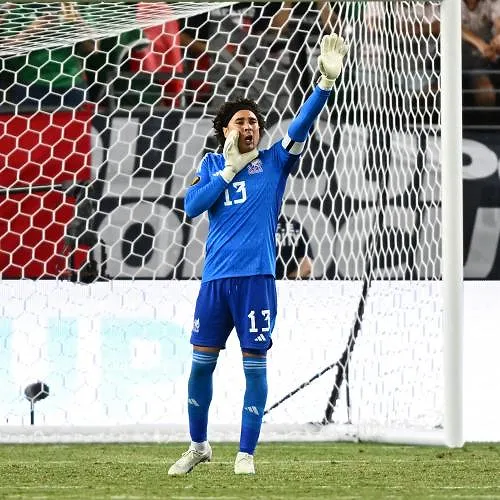 Le gardien titulaire mexicain se blesse, Ochoa vers sa sixième Coupe du monde à 40 ans ?