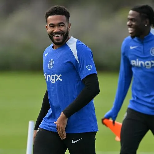 « Chelsea compte énormément pour moi » : Reece James prolonge chez les Blues !