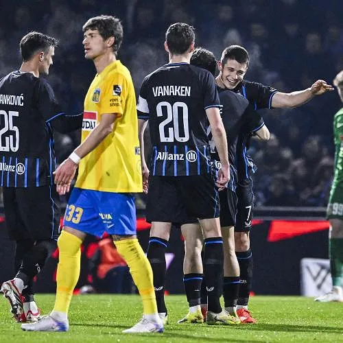 Bruges s’impose à Westerlo (1-2) et revient à 3 points de l’Union