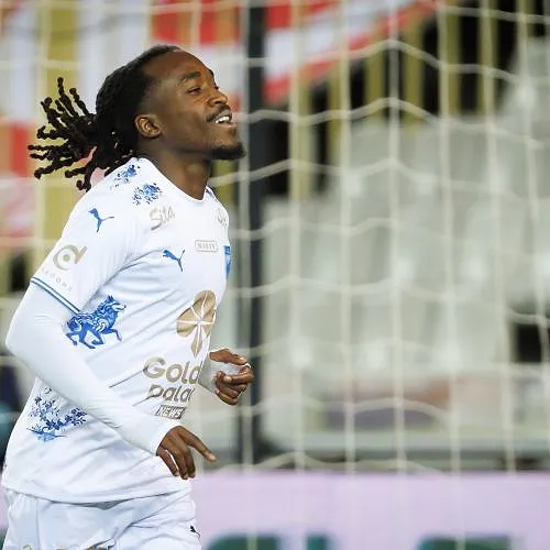 La Louvière s’impose au Cercle et peut encore échapper au Tour de relégation !