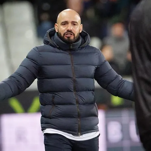 Nouveau changement de coach en Pro League : le Cercle se sépare d’Onur Cinel !