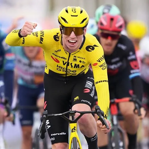 Milan-Sanremo : Matthew Brennan forfait et remplacé par Victor Campenaerts chez Visma-Lease a Bike