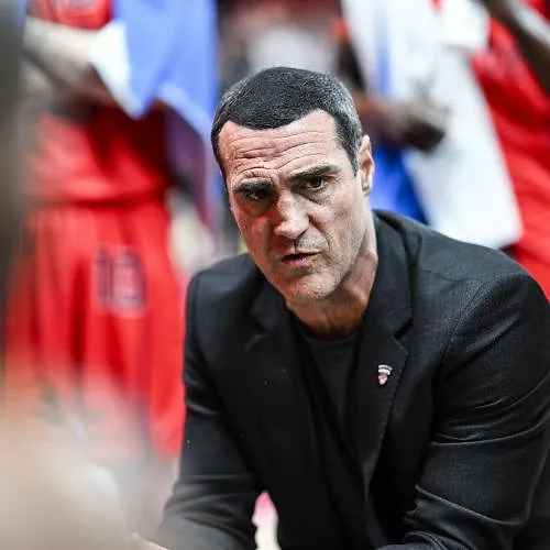 Bears vs Giants : l’interview du coach d’Anvers avant la finale de la Coupe de Belgique de basket ! (vidéo)