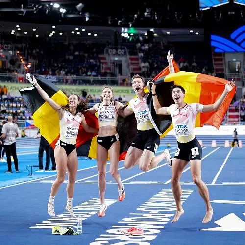 « C’est l’équipe qui rend tout cela si spécial » : les Belgian Waffles réagissent à leur médaille d’or au relais 4x400 m mixte !