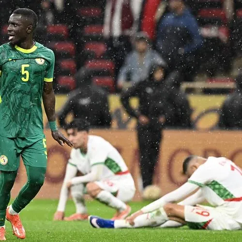 « Je m’engage personnellement à regrouper les médailles et peut-être les rendre au Maroc » : Idrissa Gueye tente d’apaiser les tensions de la finale de la CAN