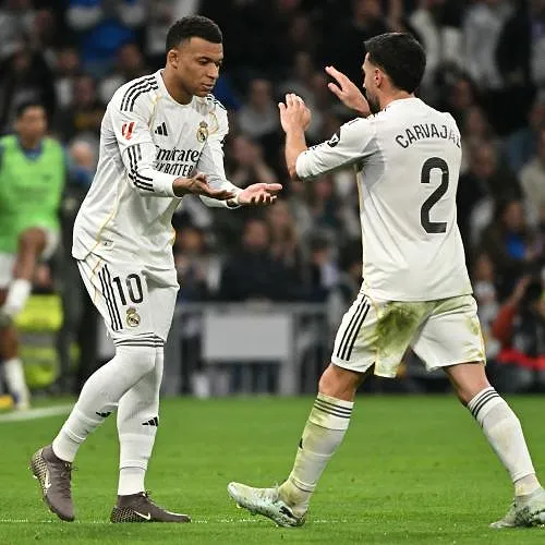 Kylian Mbappé rassure sur son genou et dit avoir « récupéré à 100 % »