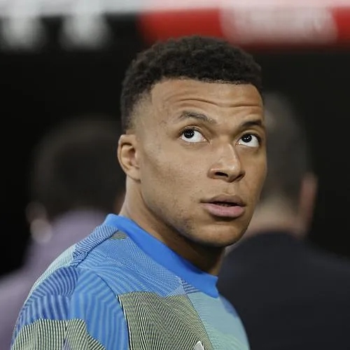 « Une colère monumentale » : Kylian Mbappé était furieux suite à l’erreur médicale du Real Madrid !